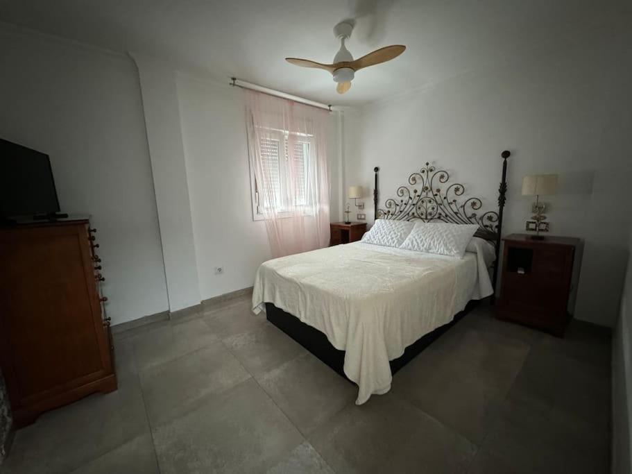 Casa Preciosa Ideal Para Familias La Línea de la Concepción Exteriör bild
