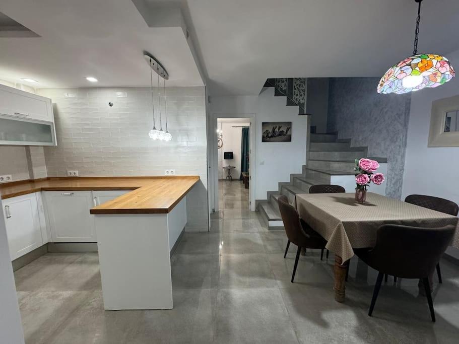 Casa Preciosa Ideal Para Familias La Línea de la Concepción Exteriör bild